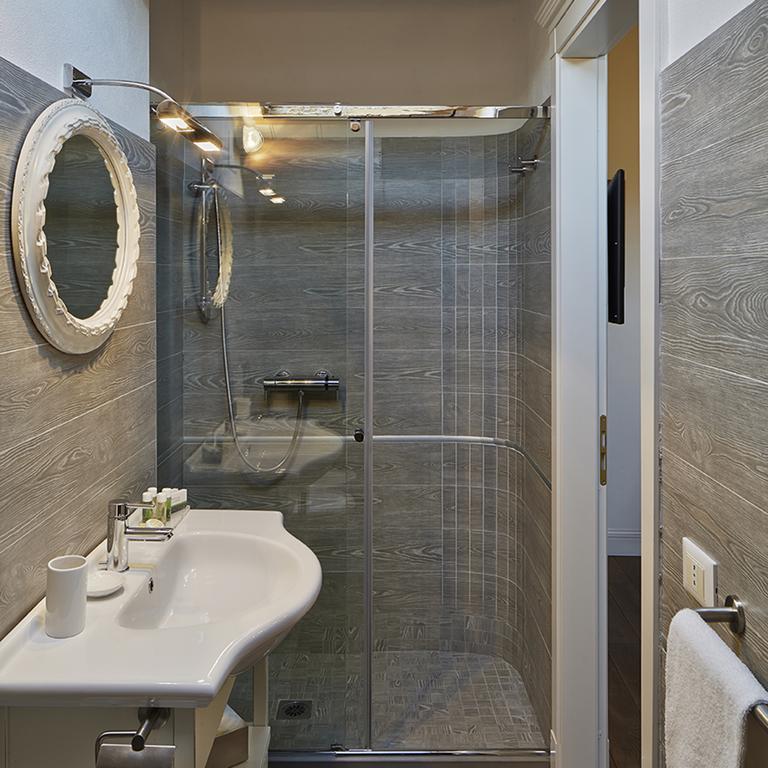 M Club De Luxe B&B Равенна Екстер'єр фото
