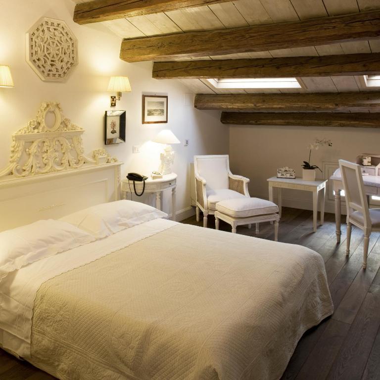 M Club De Luxe B&B Равенна Номер фото